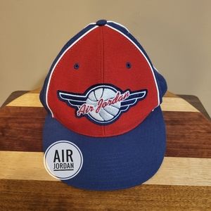 Air Jordan Red/Blue Size 7 5/8 Fitted Hat